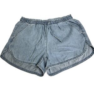 American Eagle Light Wash Pull On Chambray Shorts Women’s Small Elastic Waist